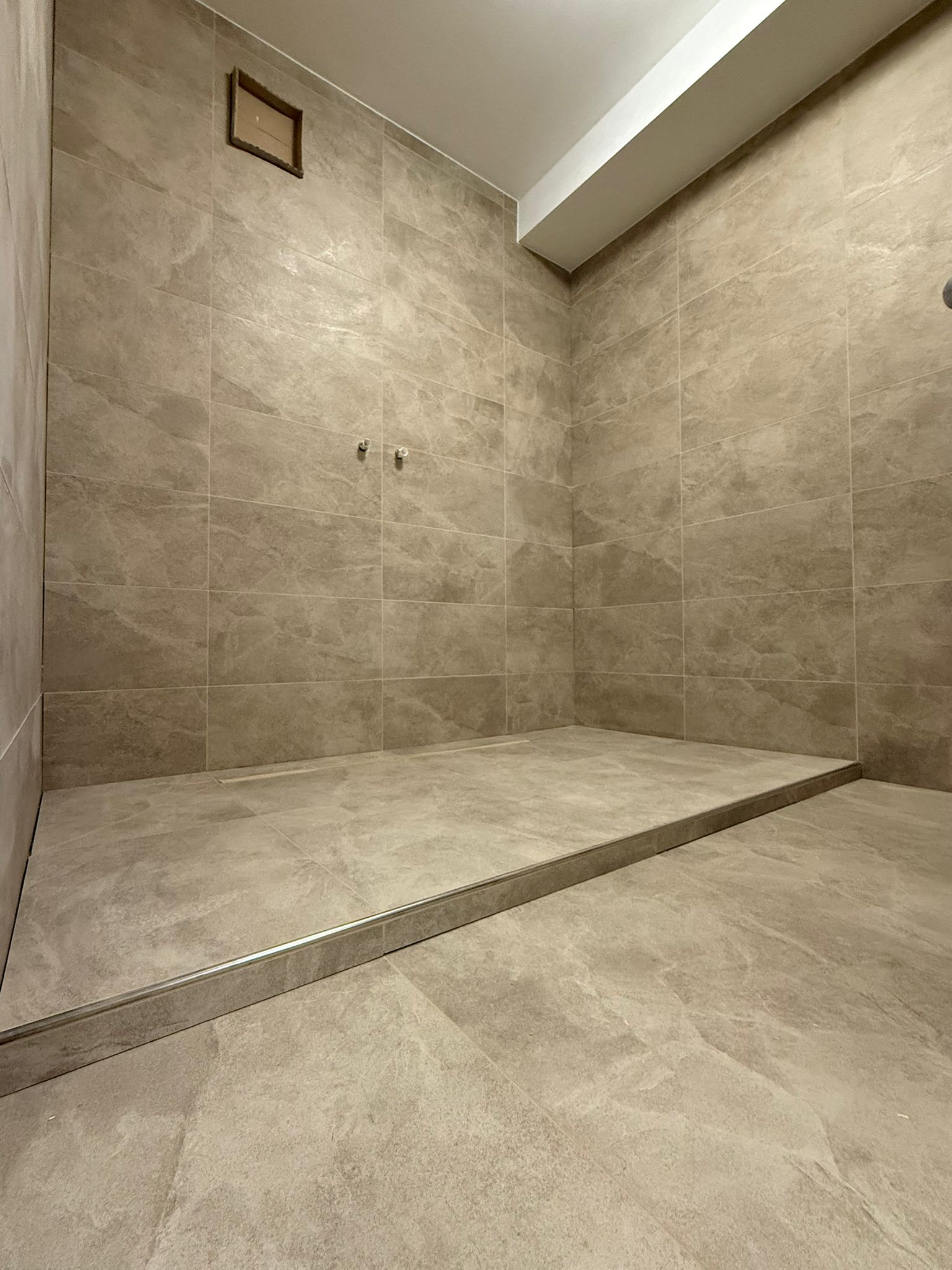 Parkett- & Bodenverlegung & Fugen